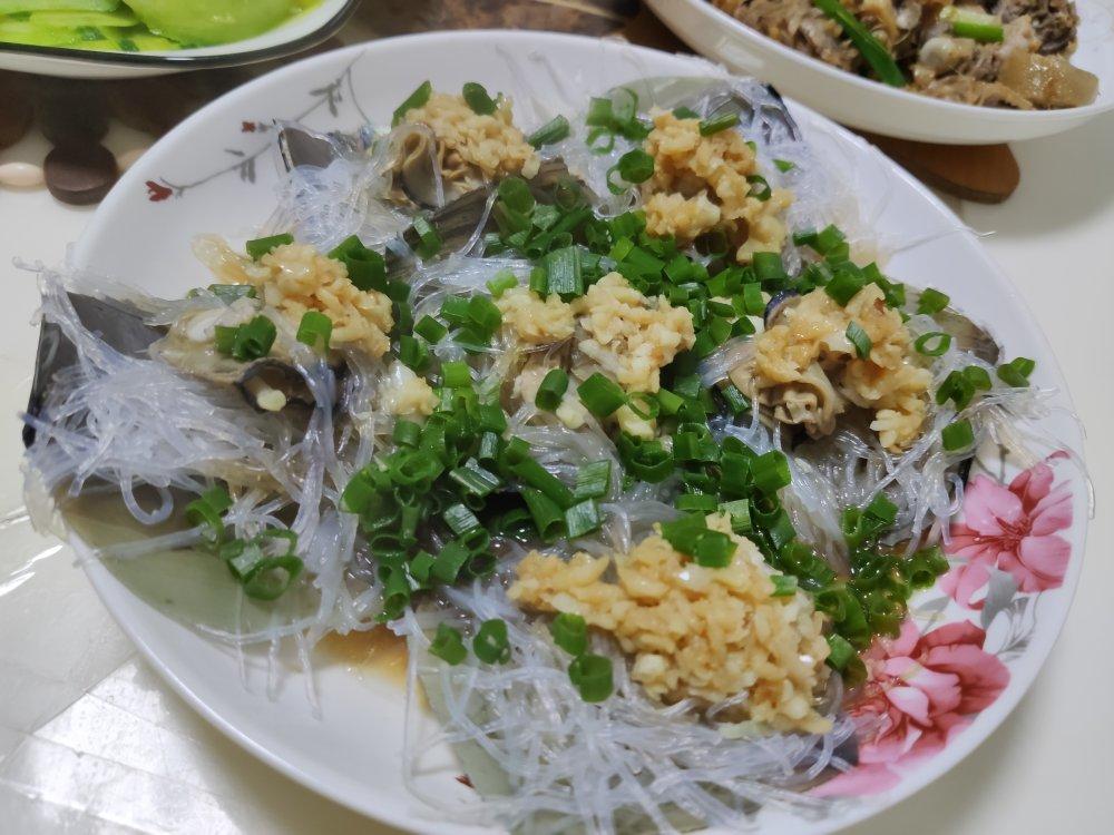 蒜蓉粉丝蒸带子