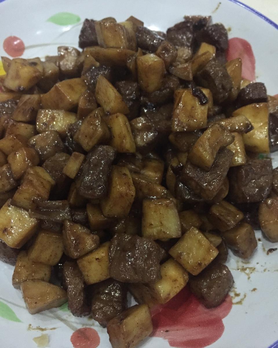黑椒杏鲍菇牛肉粒