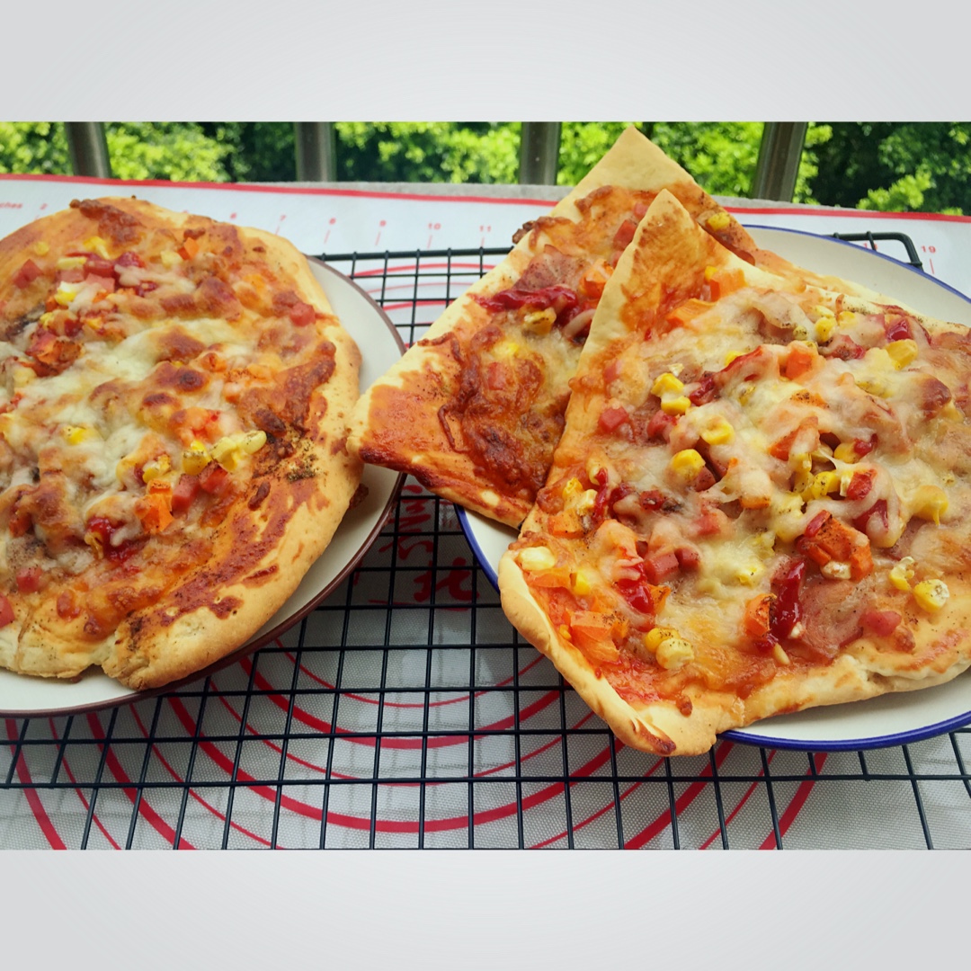 8寸纯手工什锦披萨