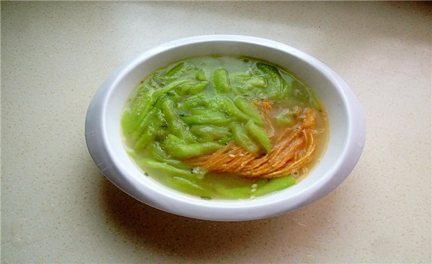丝瓜馓子汤的做法