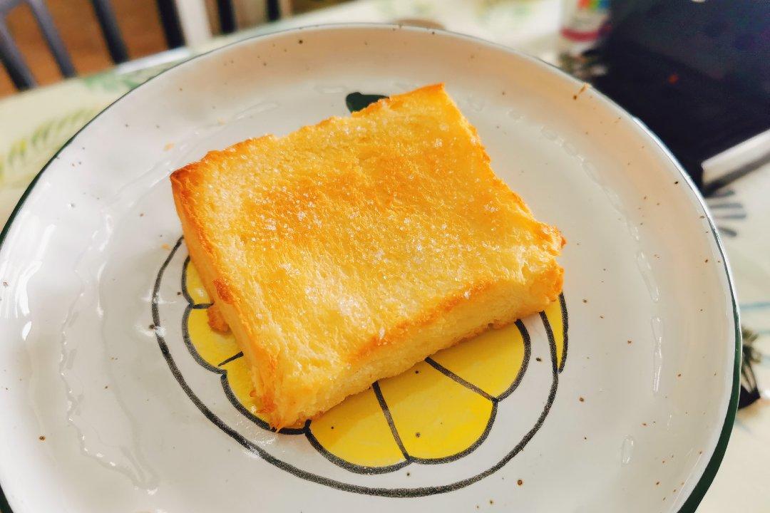 秒杀烧烤店!!幸福感爆棚的【烤面包片】夹心吐司的超神仙吃法！！！