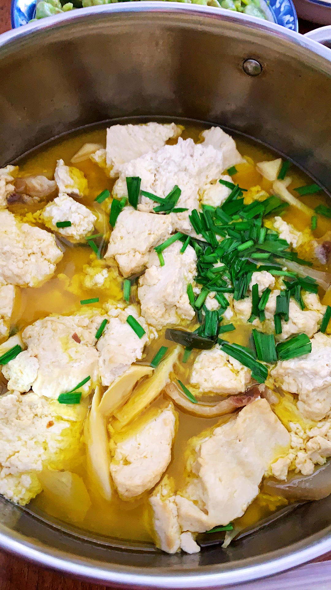 咸肉春笋豆腐汤