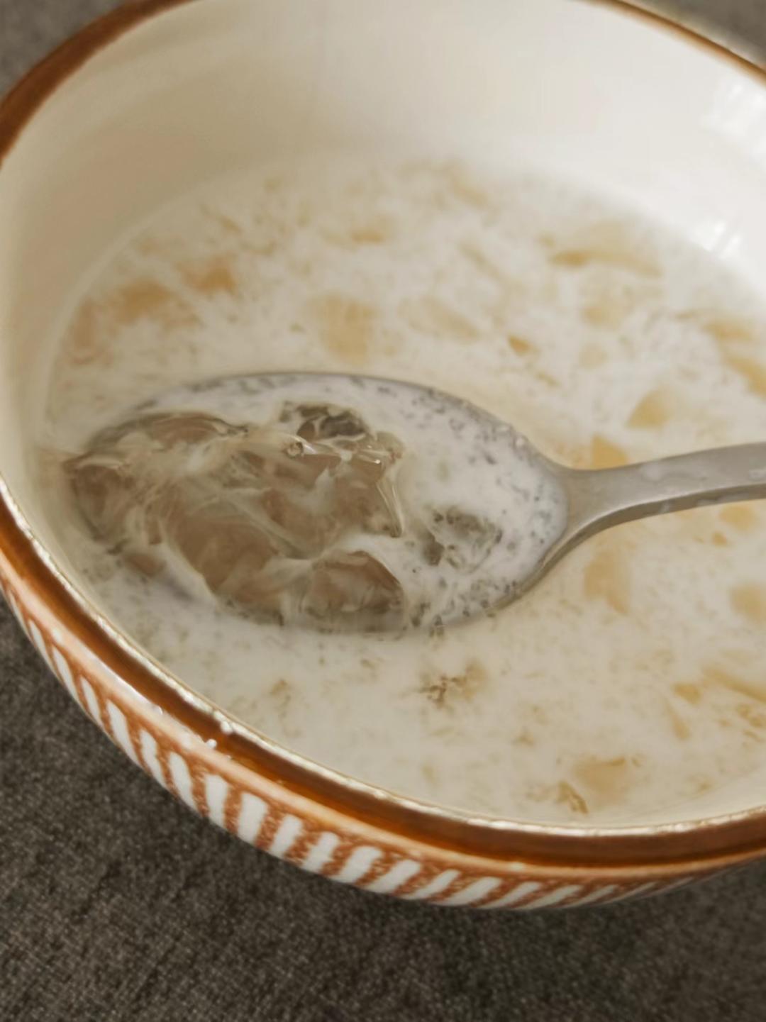 女人三宝：桃胶 雪燕 皂角米