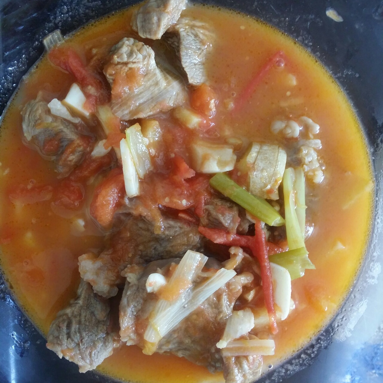 西红柿炖牛肉