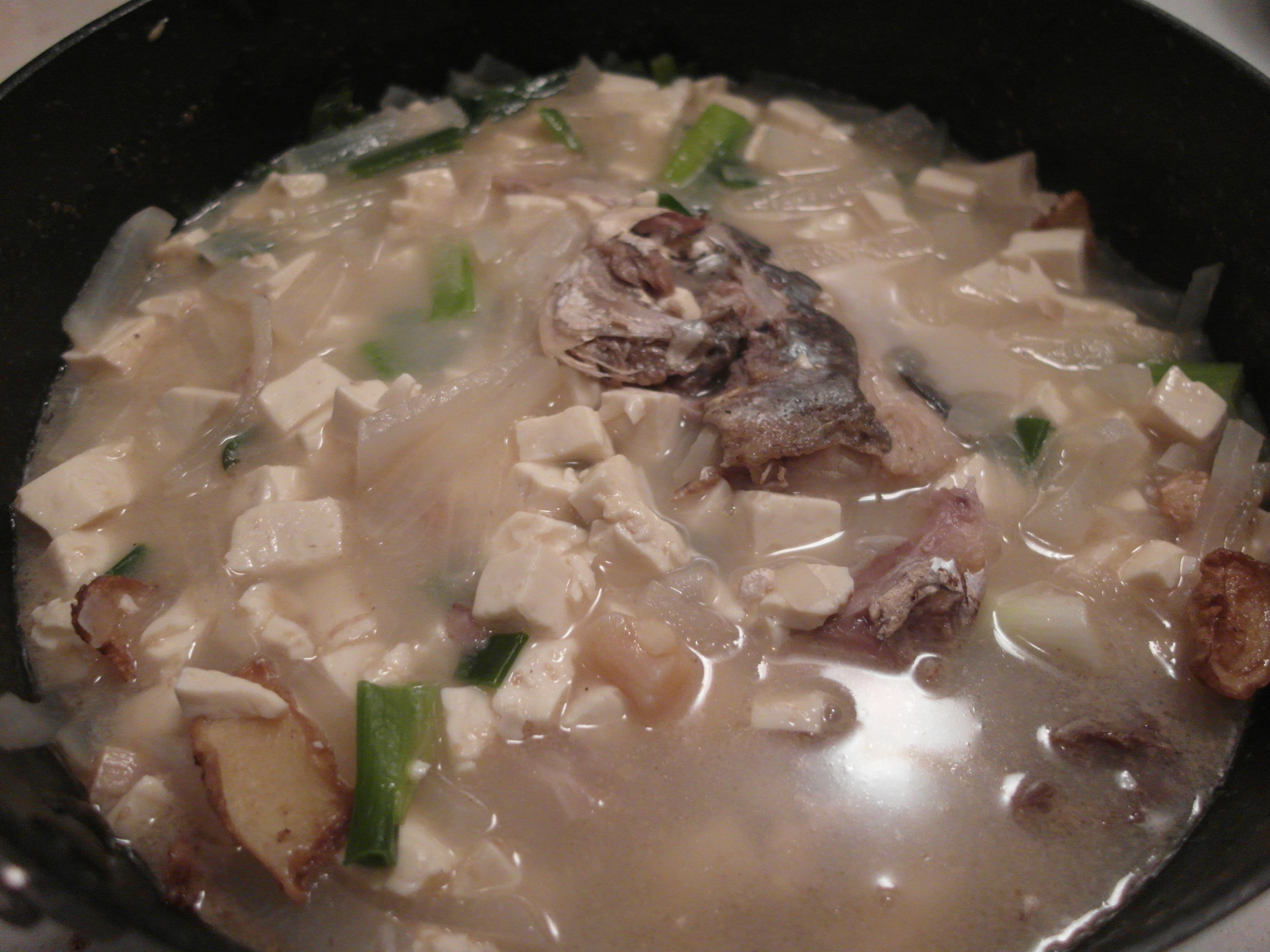 鱼头豆腐汤