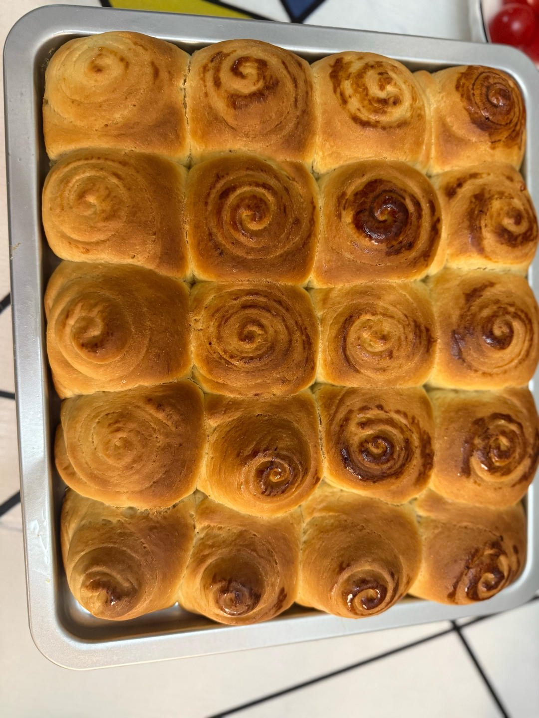 蜂蜜脆皮小面包—只是多加了一步，就让平凡无奇的面包惊艳起来