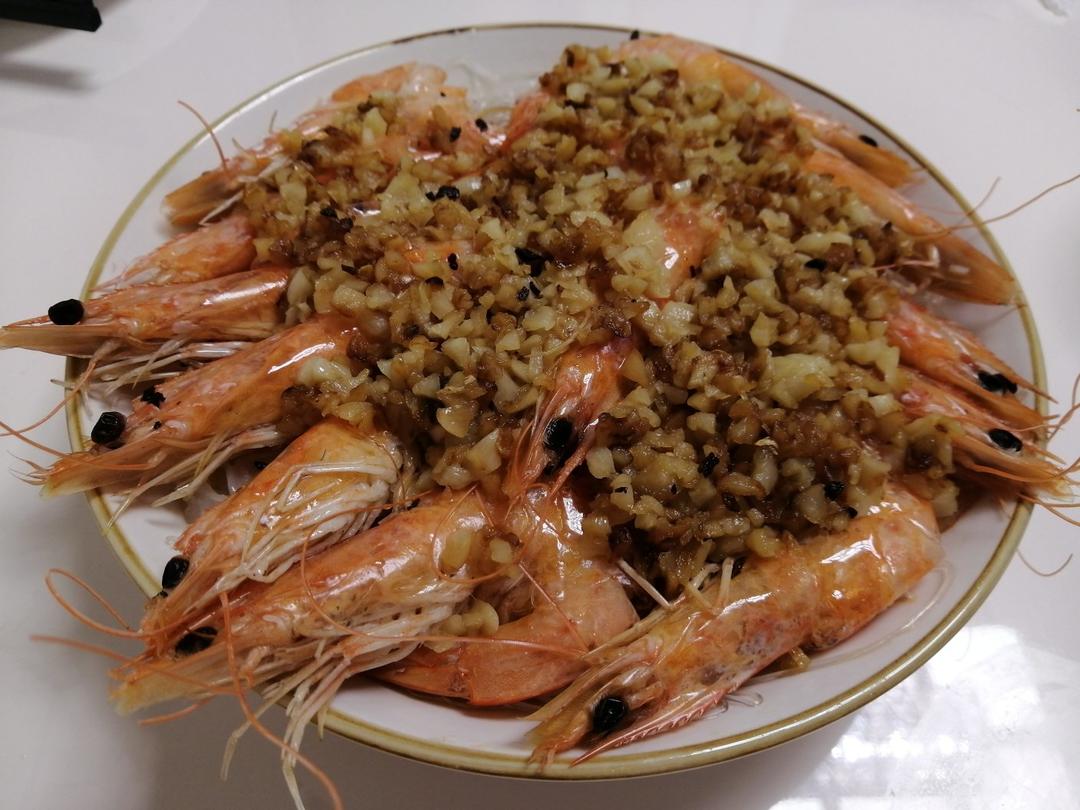 蒜蓉粉丝蒸大虾