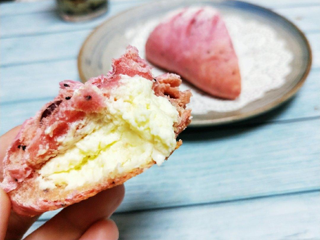 火龙果奶酪软欧