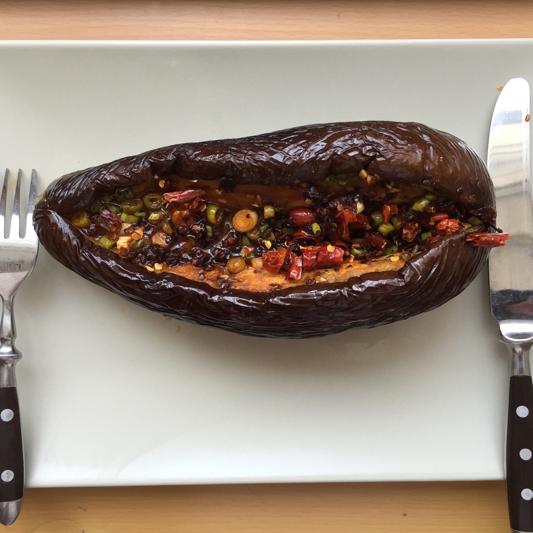 CC招牌菜销魂烤茄子，百吃不厌！