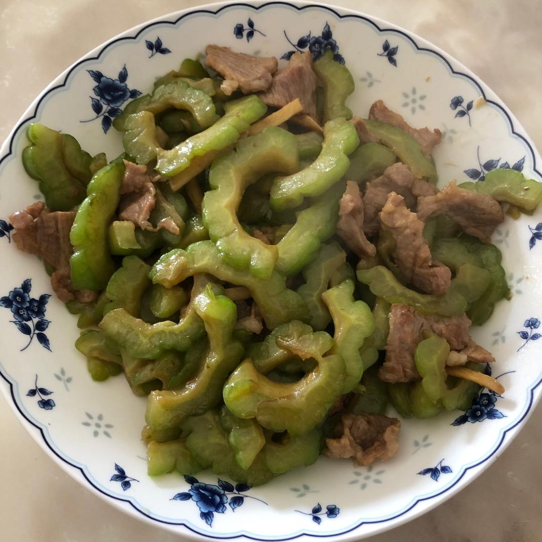 苦瓜炒肉