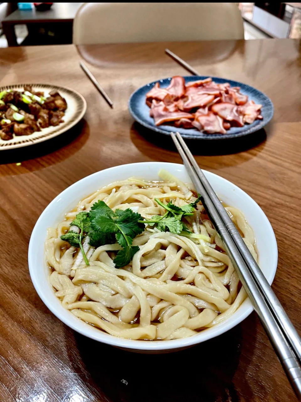 在家拉条子🍜
