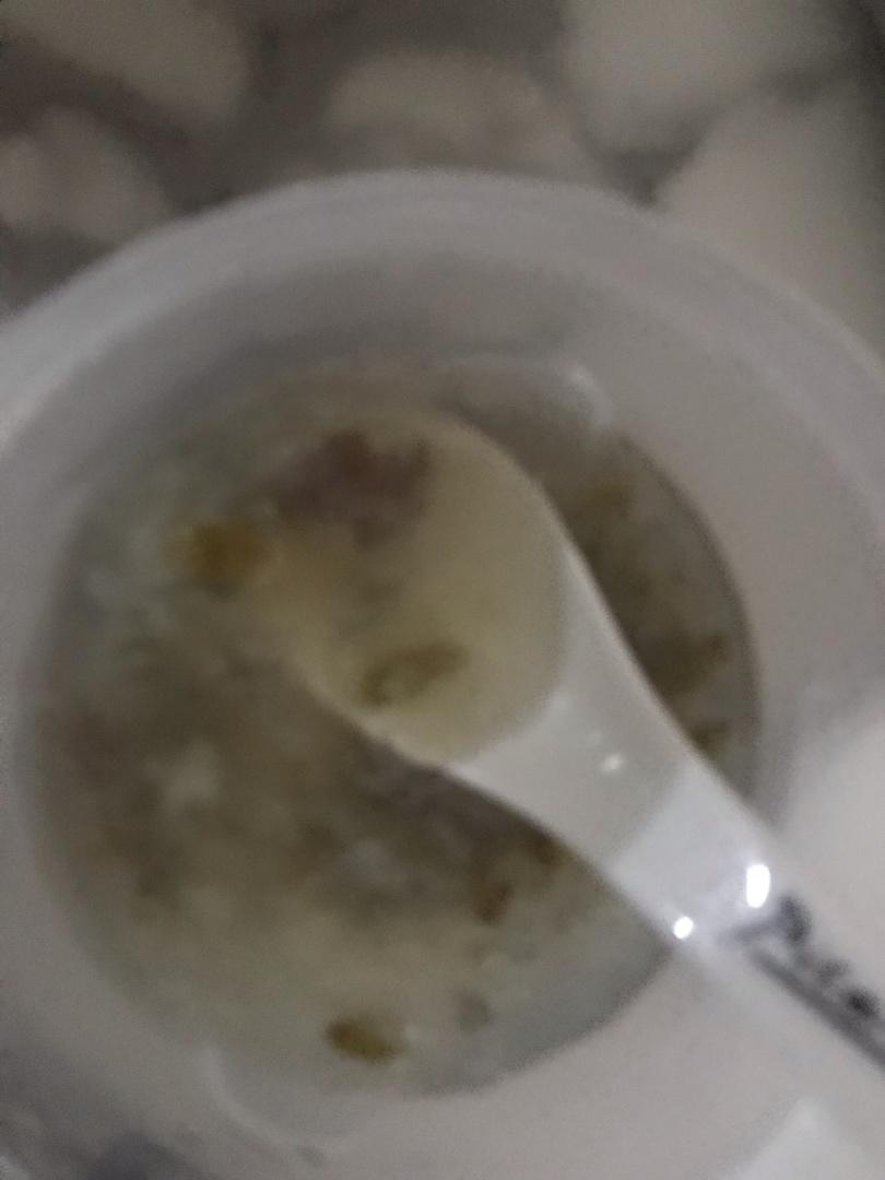 炖盅～牛奶燕窝