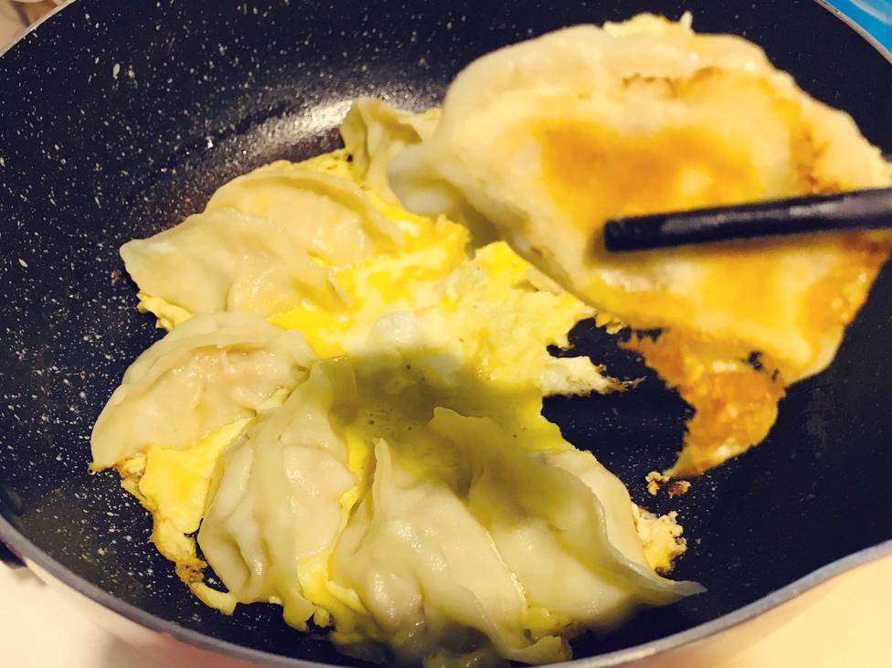 懒人快手抱蛋煎饺
