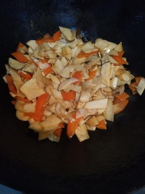 素炒杏鲍菇的做法 步骤7