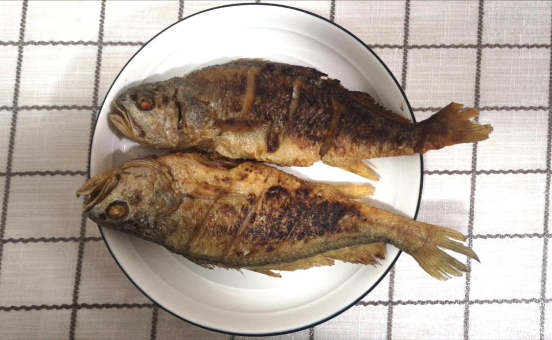 🐟香煎黄花鱼（外焦里嫩技巧）