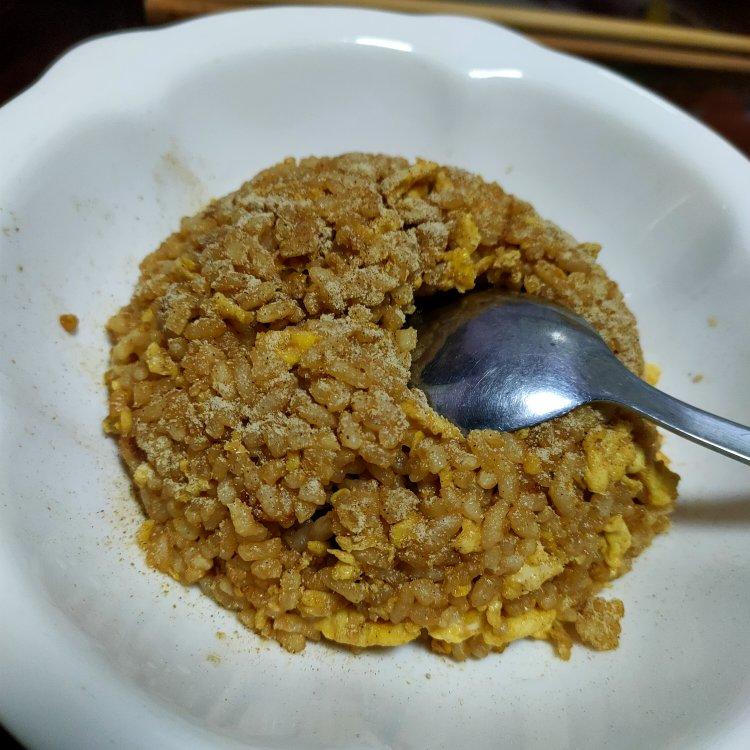 好吃到舔盘的酱油炒饭！