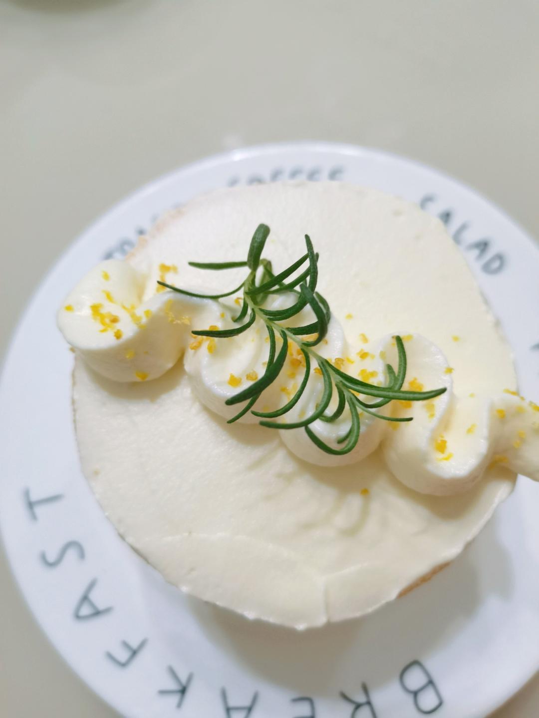 🍋日本YOKU MOKU の柠檬奶油戚风蛋糕