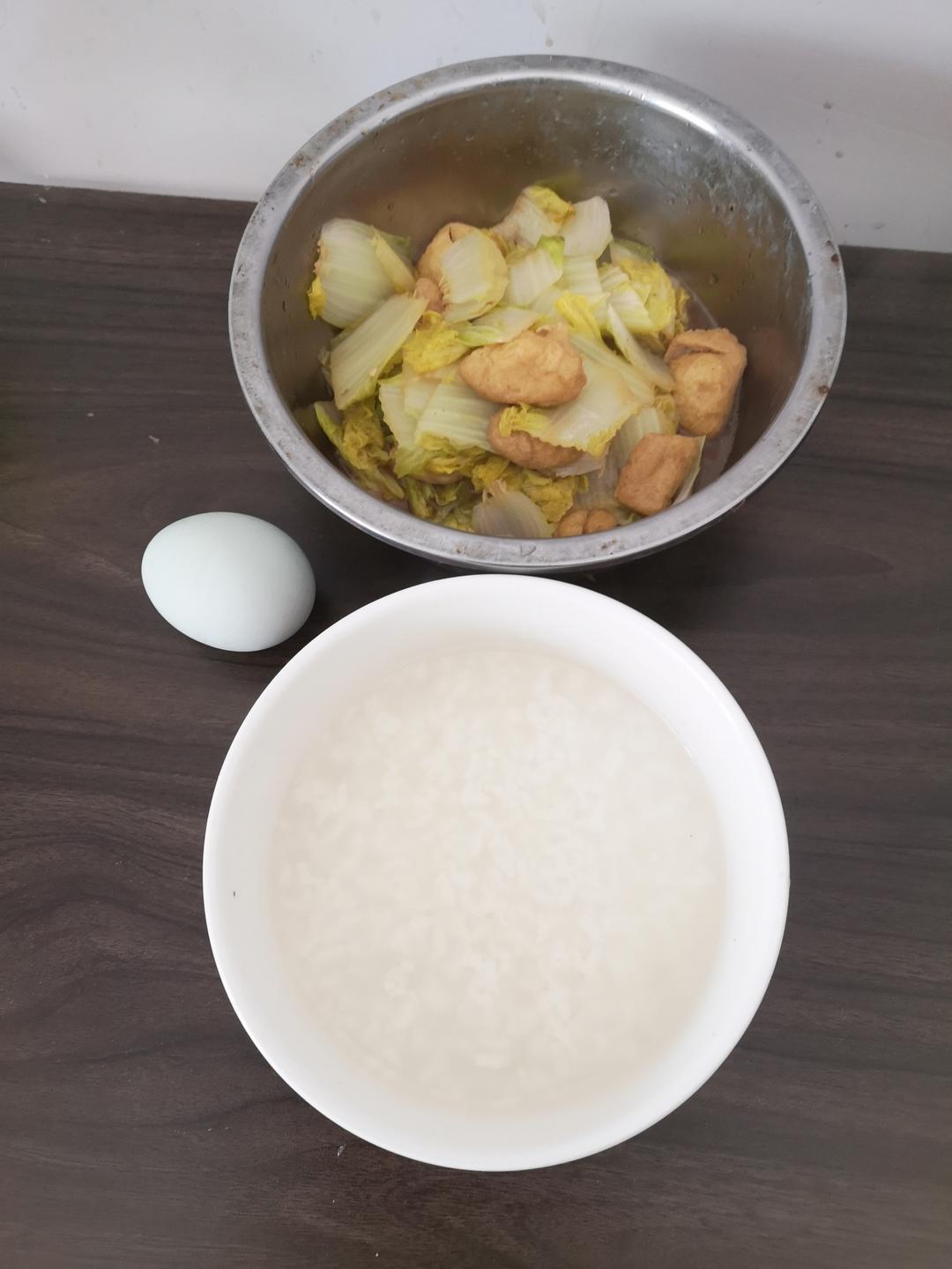 好吃到连汤汁都不剩的白菜焖豆泡，给肉都不换