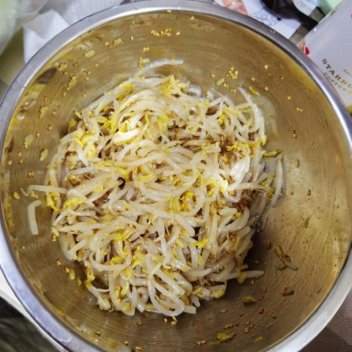 超简单韩式小菜 凉拌豆芽