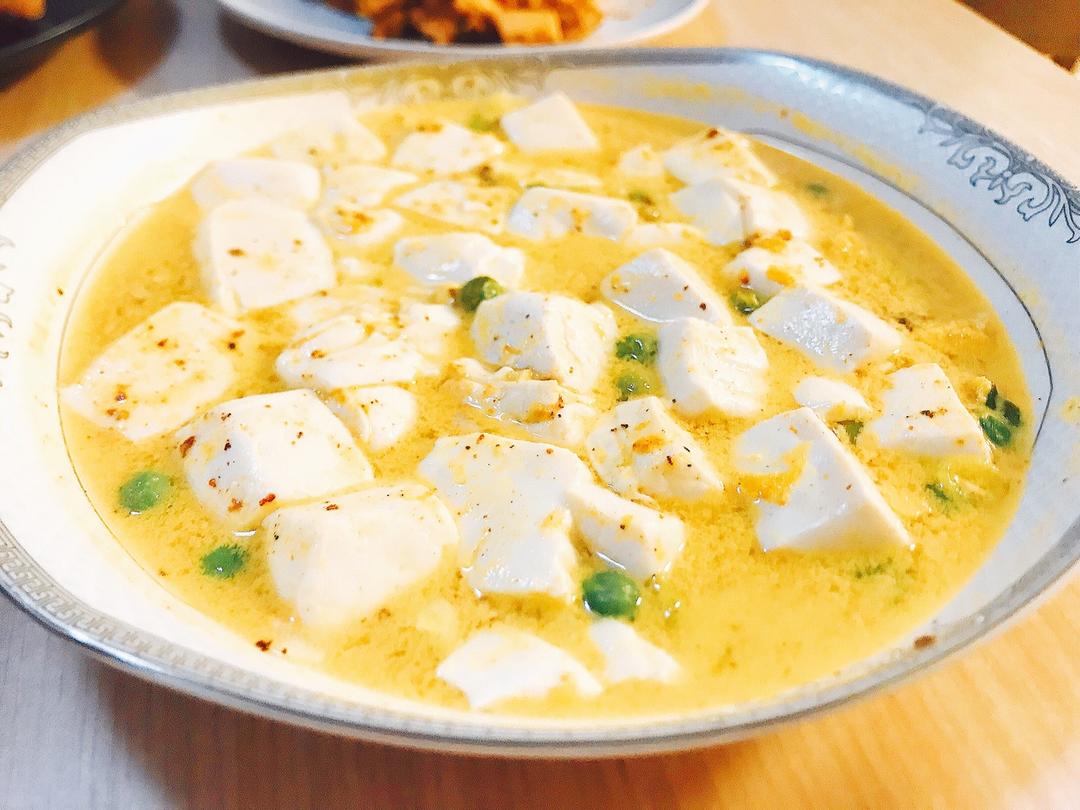 咸蛋黄豆腐