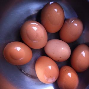 乡巴佬煮蛋（ 低盐孕妇版）的做法 步骤1