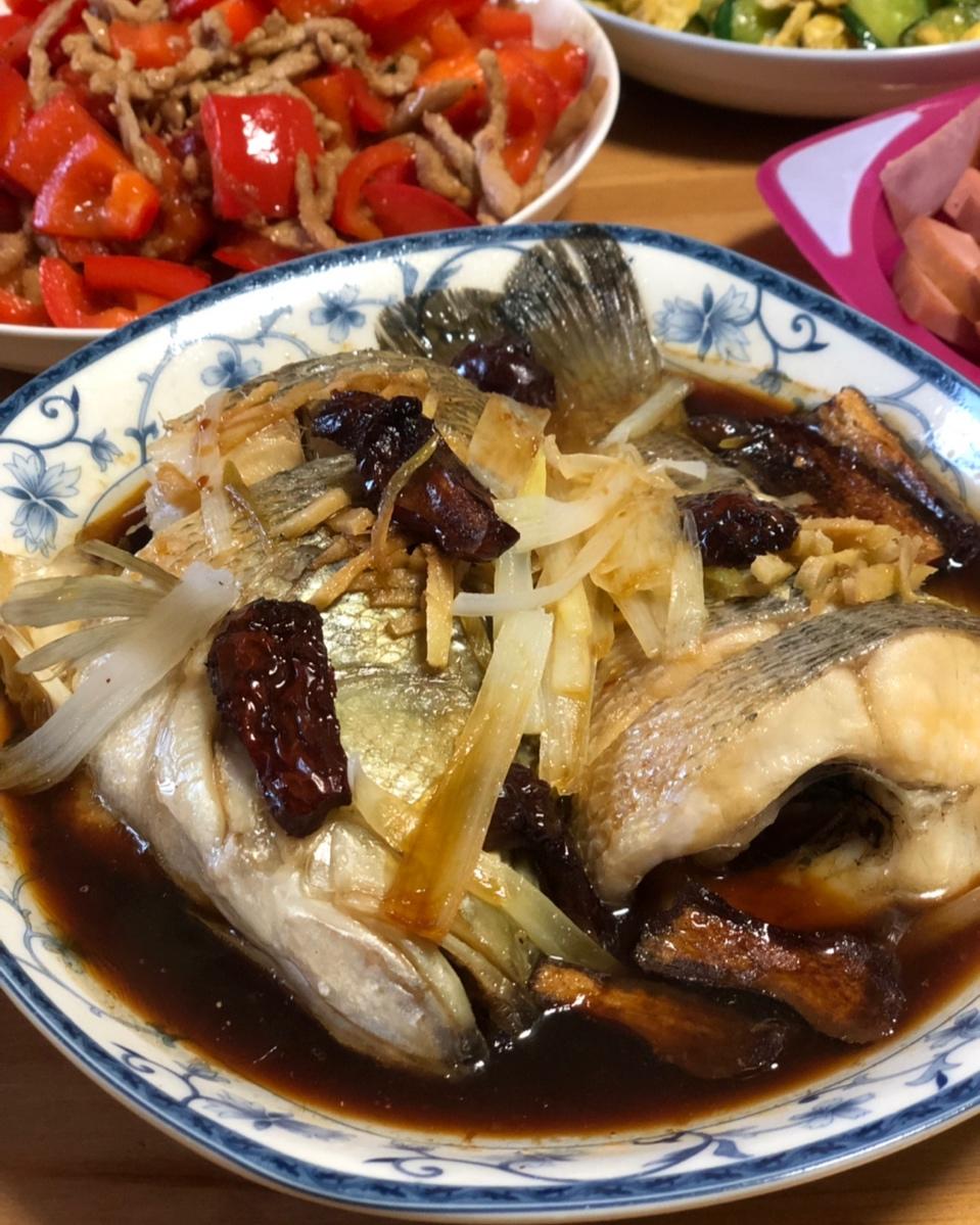 新手零失败的清蒸鲈鱼