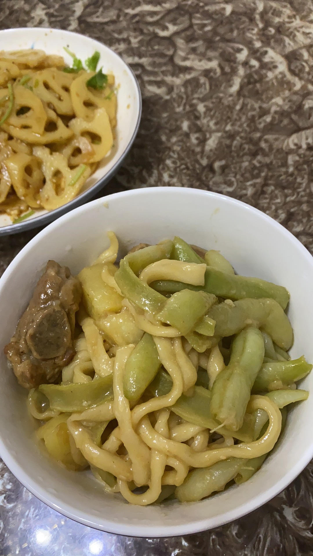 排骨豆角焖面