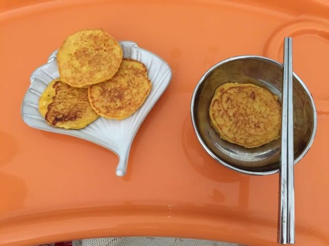 宝宝辅食：牛油果鸡肉煎饼（12m+）