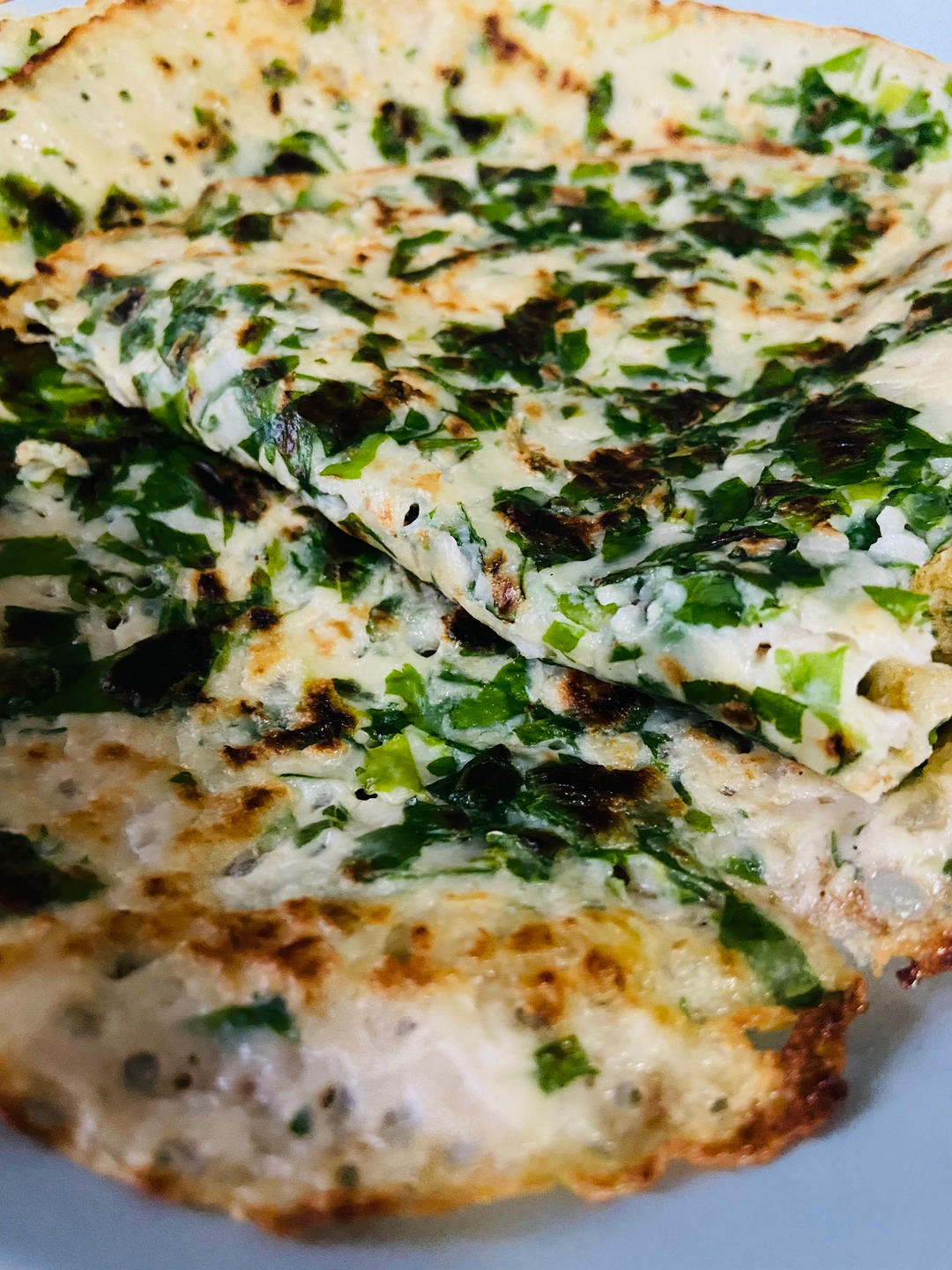 5分钟营养早餐❗️芹菜叶小饼