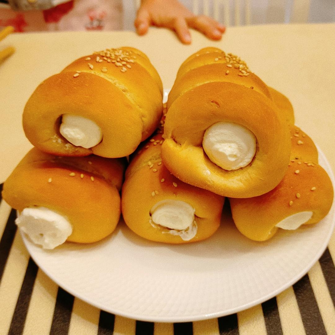 螺旋奶油面包卷