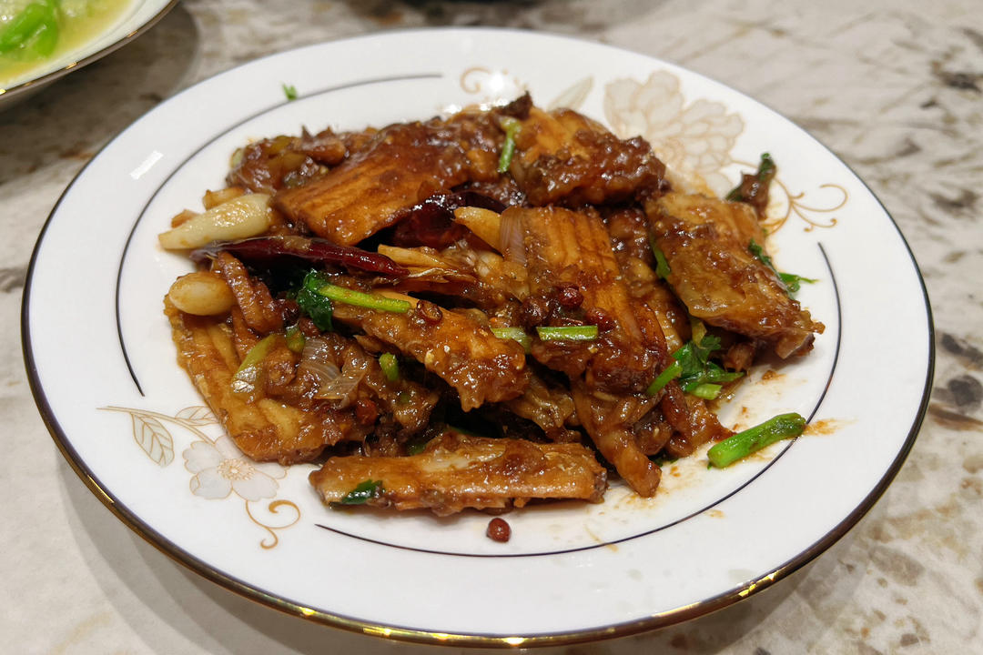 零失误的红烧带鱼，经典家常菜，吃了就忘不掉的味道