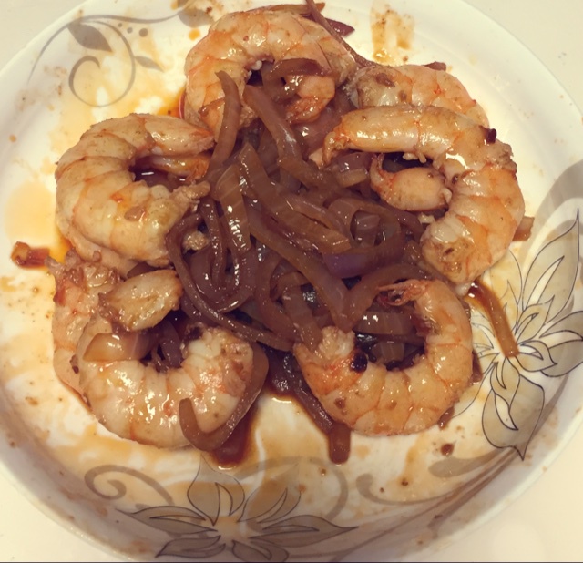 红酒洋葱烩大虾