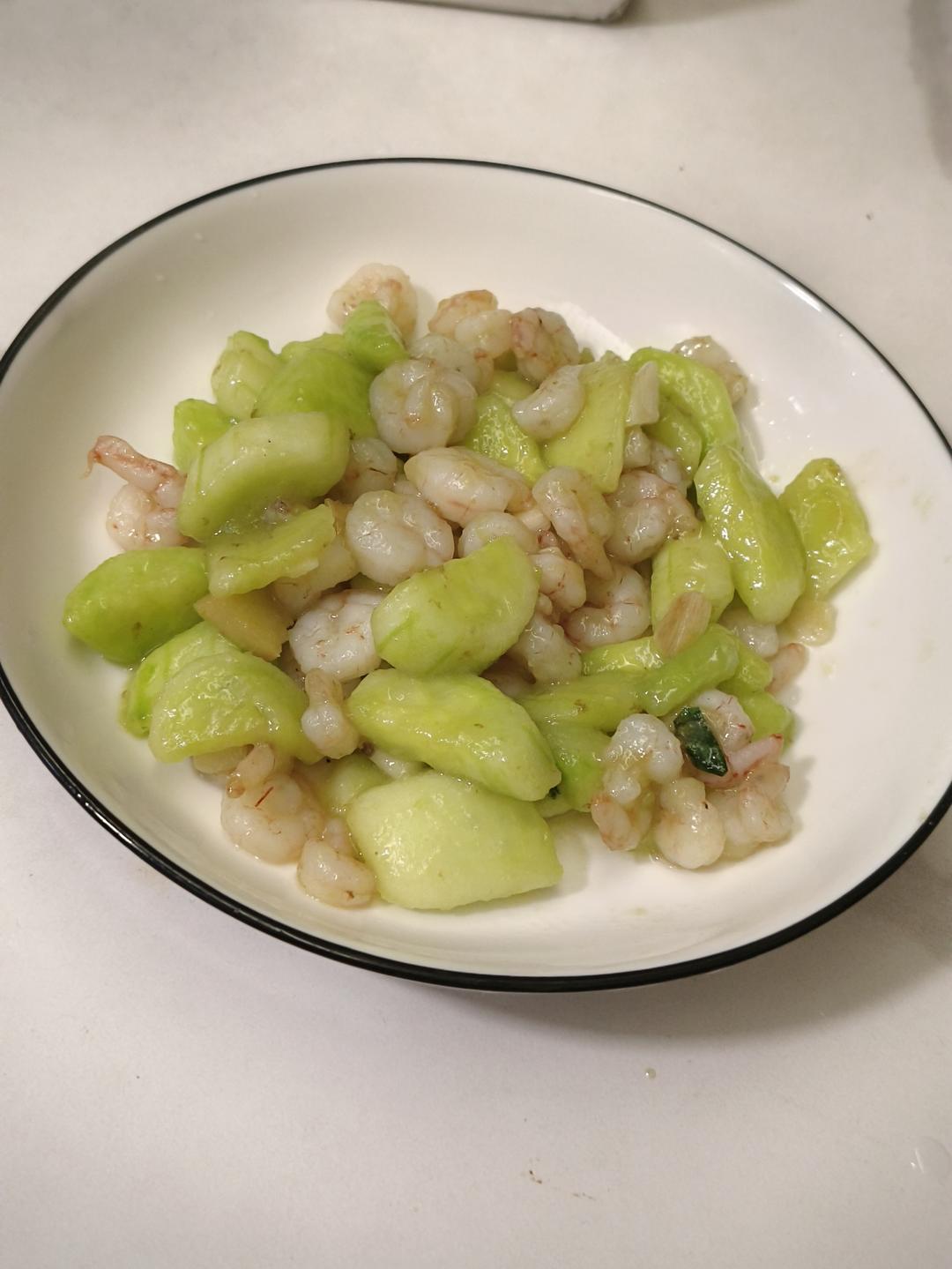 清淡鲜香【虾仁黄瓜】（超快手）