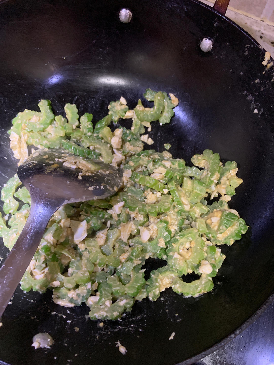 苦瓜炒咸鸭蛋