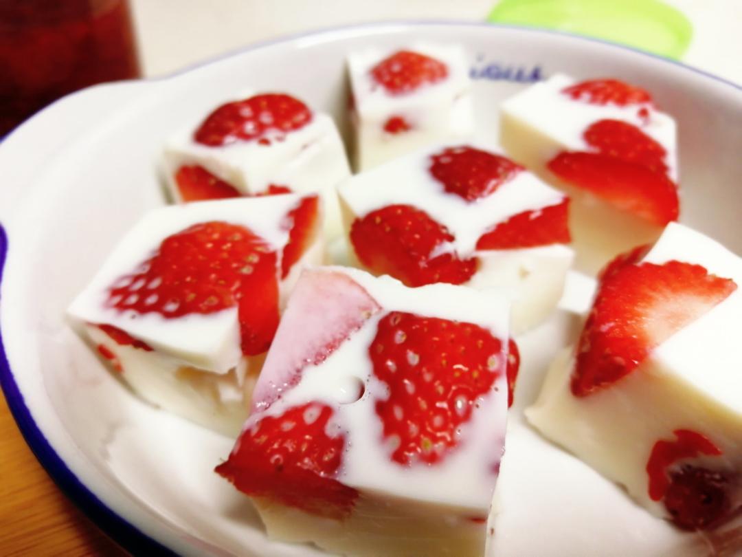 一次就能成功的草莓果冻🍓