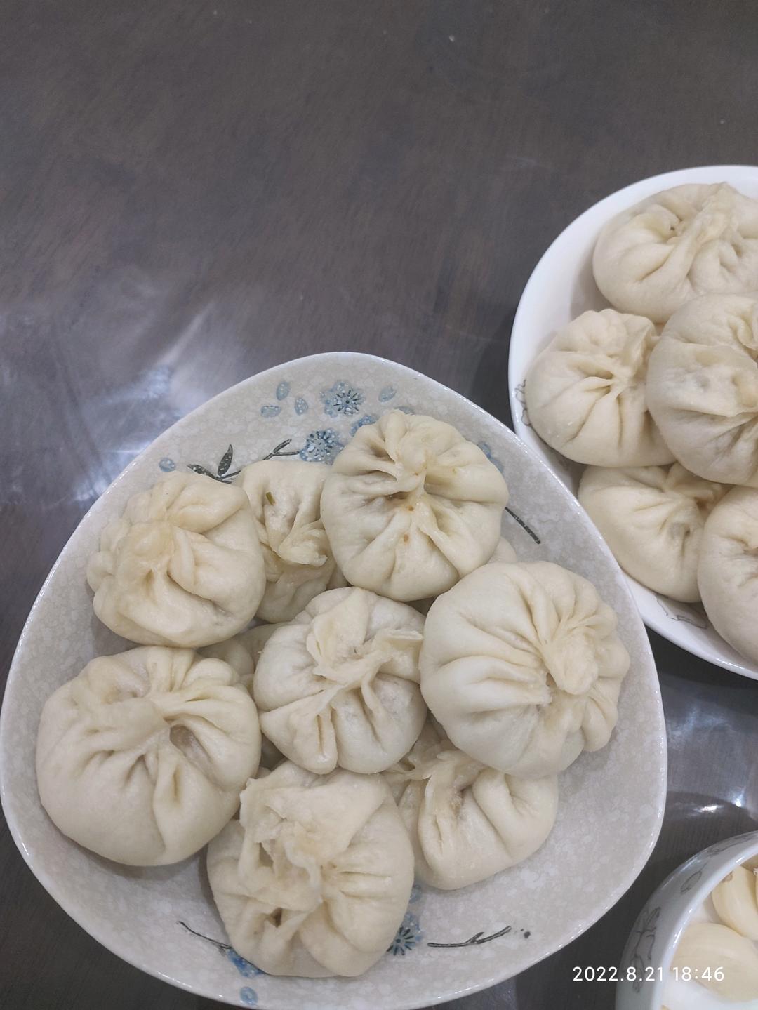 小笼包（秒杀市面上小笼包店的做法）