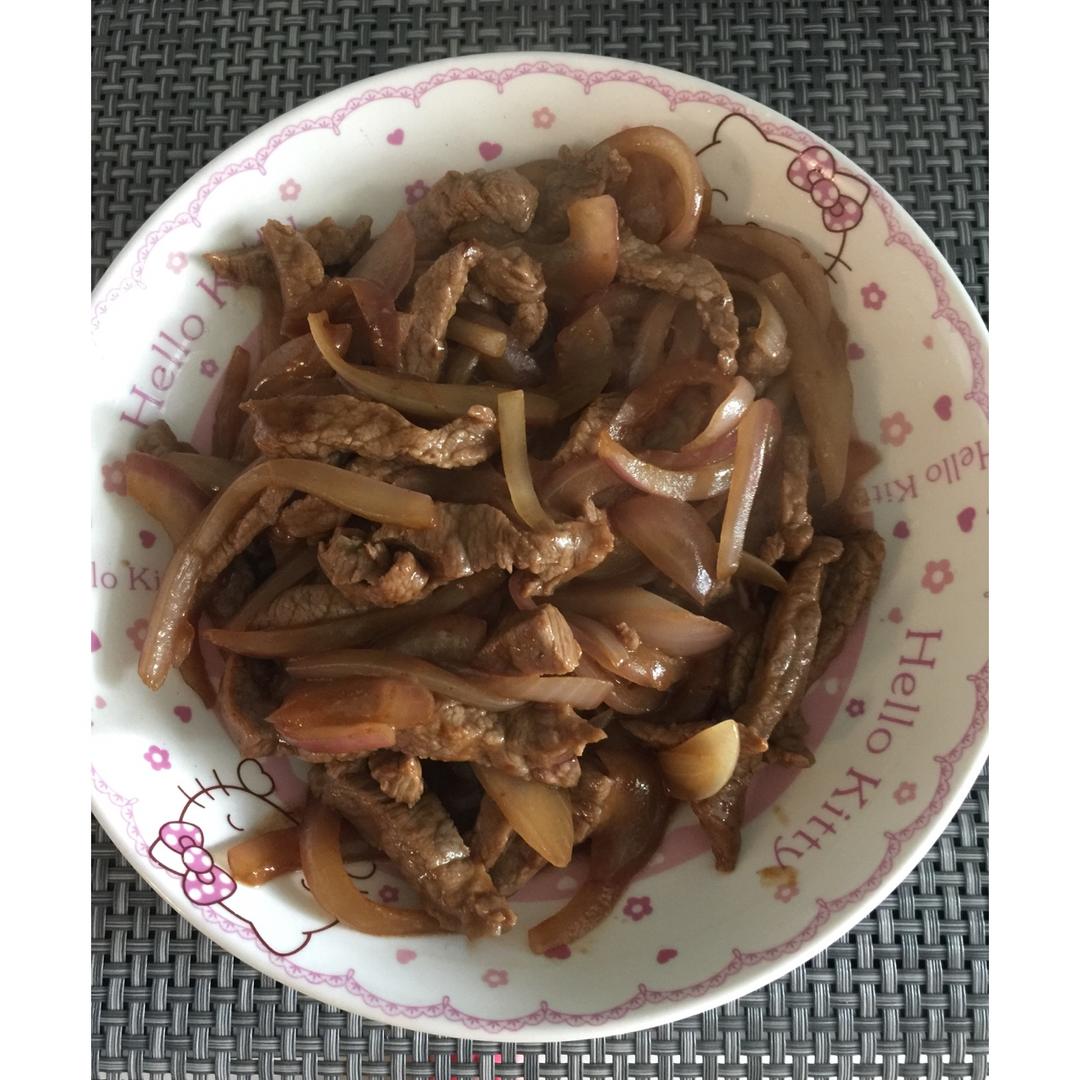 洋葱炒牛肉