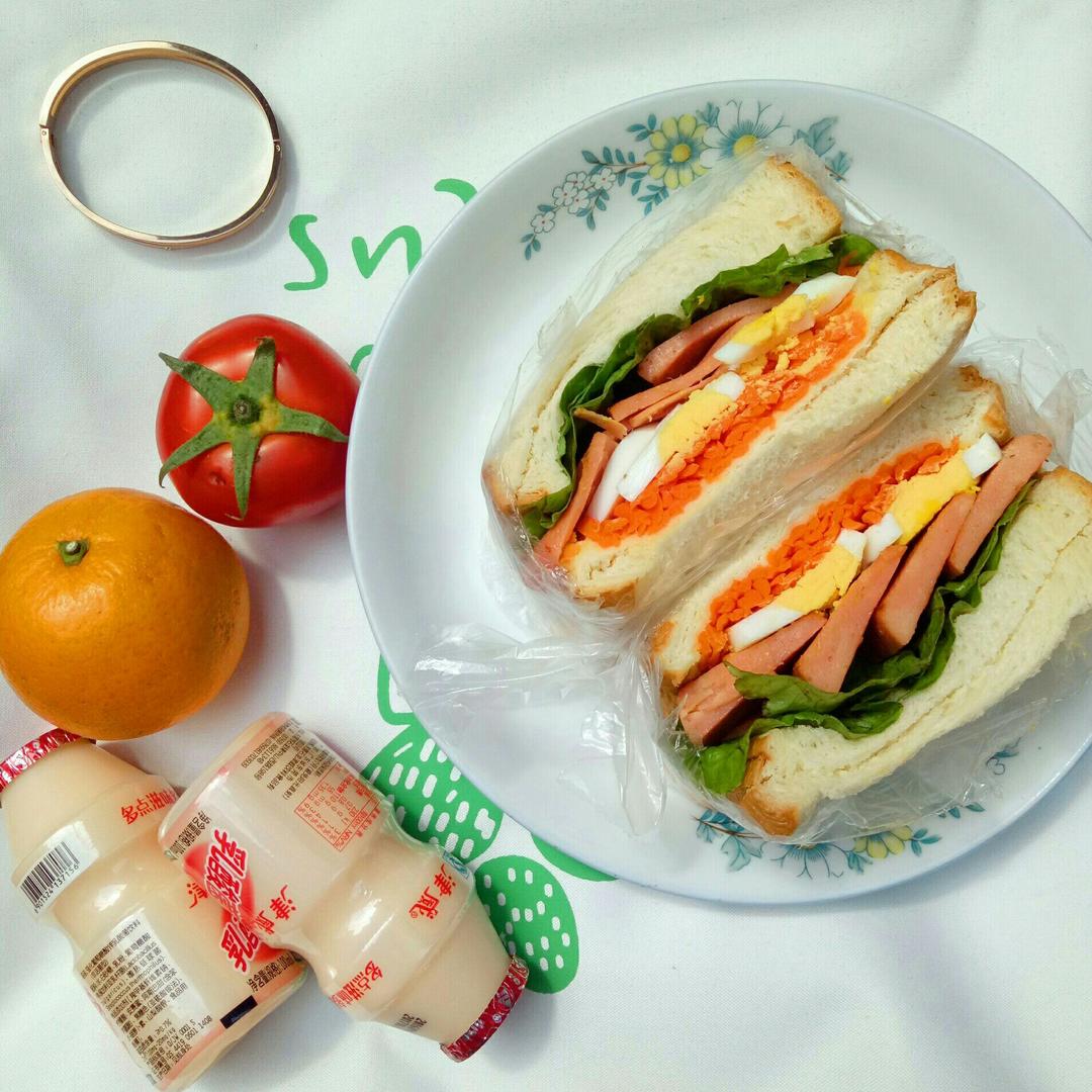 ins上超火的沼サン（沼三明治）