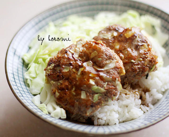 煎牛肉饼盖饭（简易版）的做法