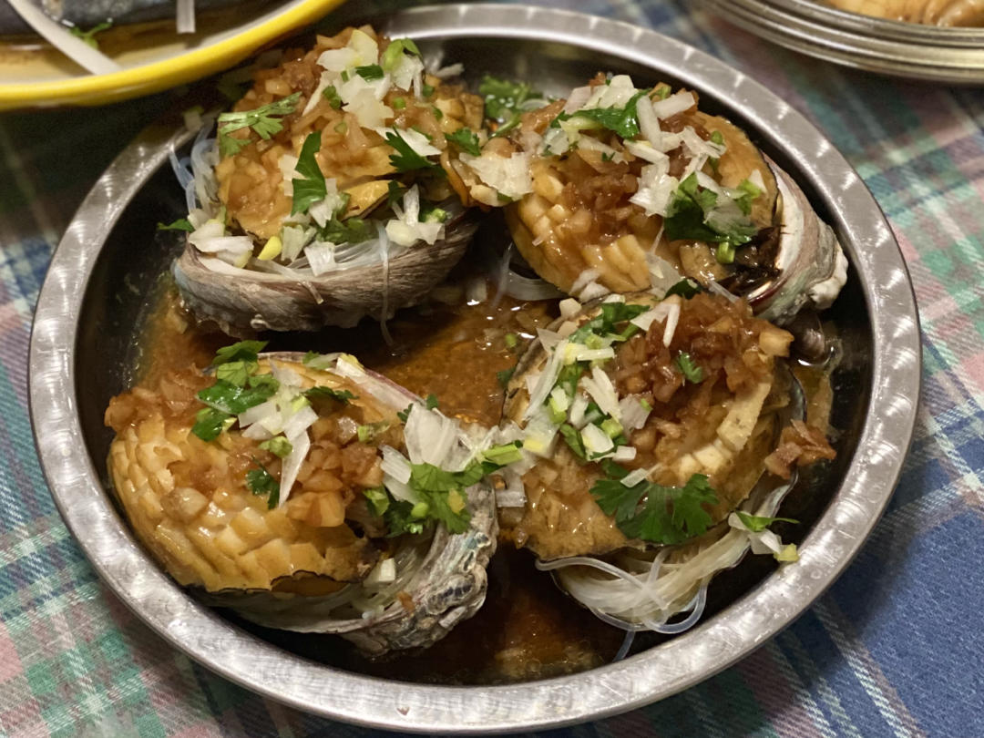 蒜蓉粉丝蒸鲍鱼