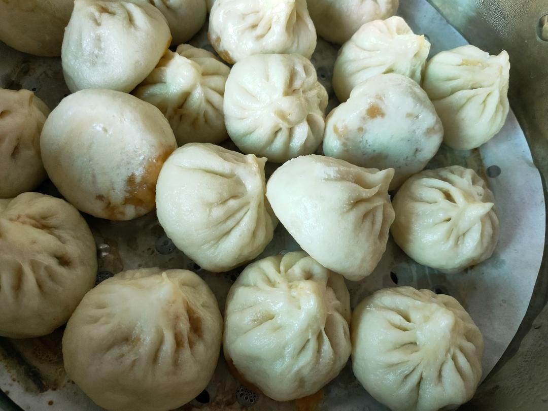 快手发面小笼包