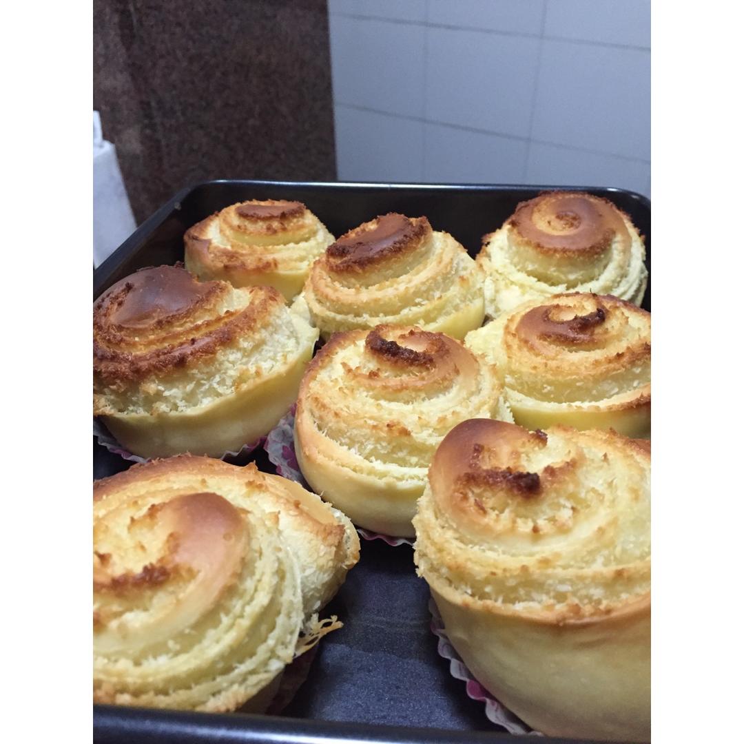 千层椰蓉小面包