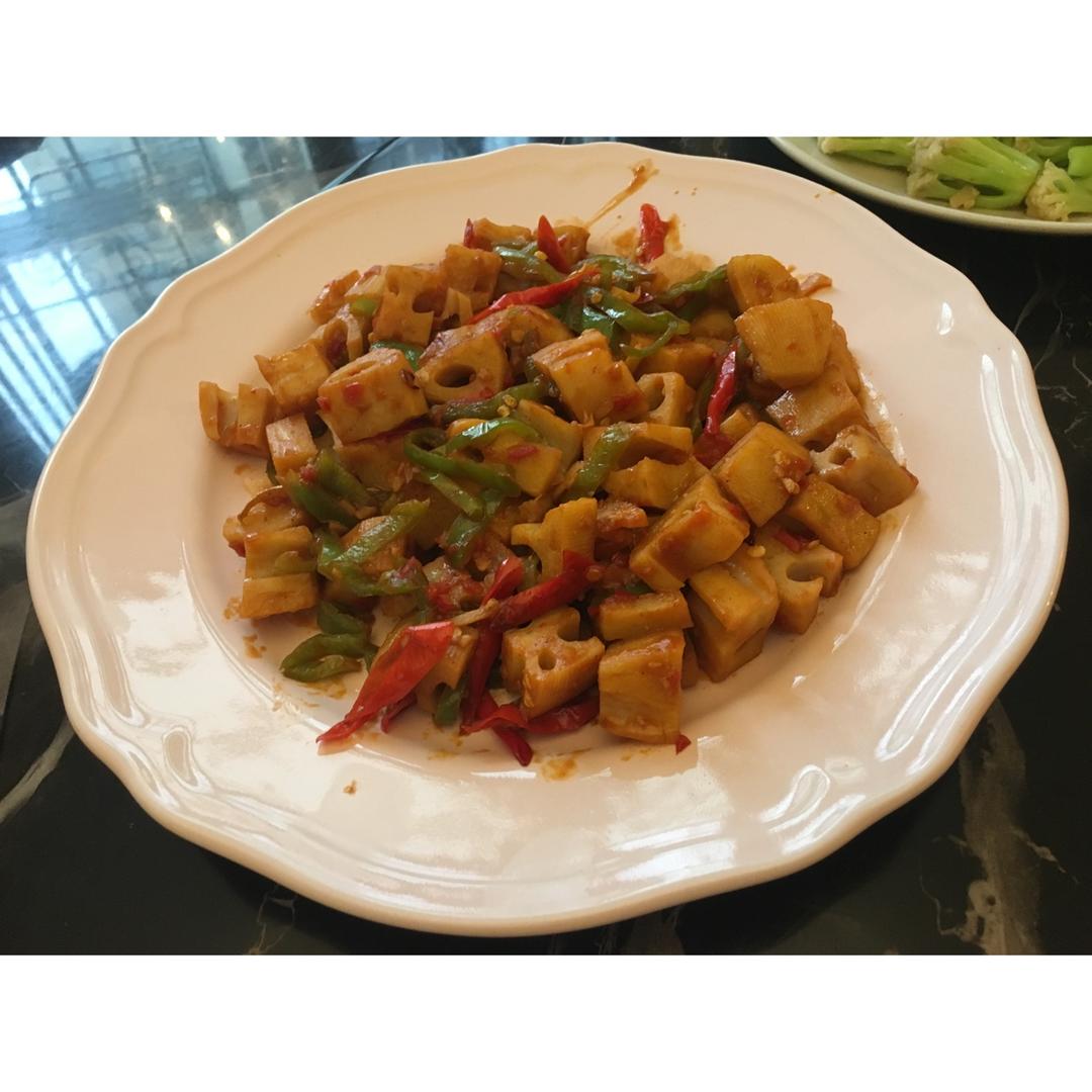 酸辣藕丁