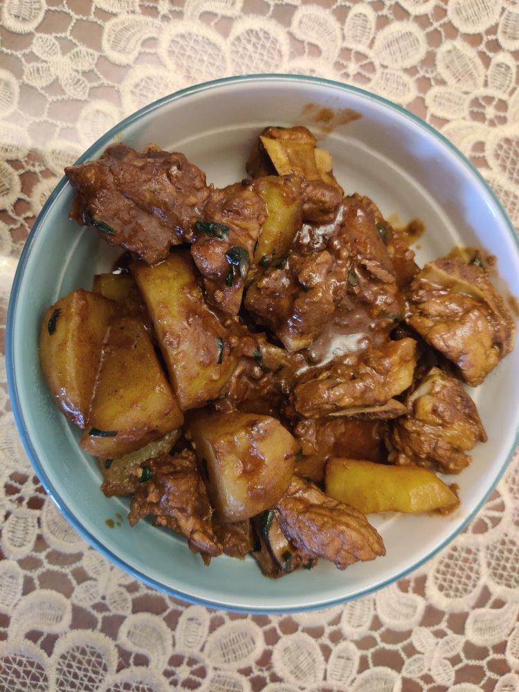 土豆烧排骨