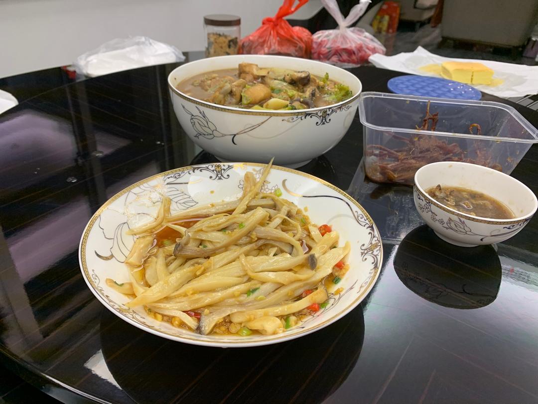 比肉还要好吃的凉拌菜！简单易做。