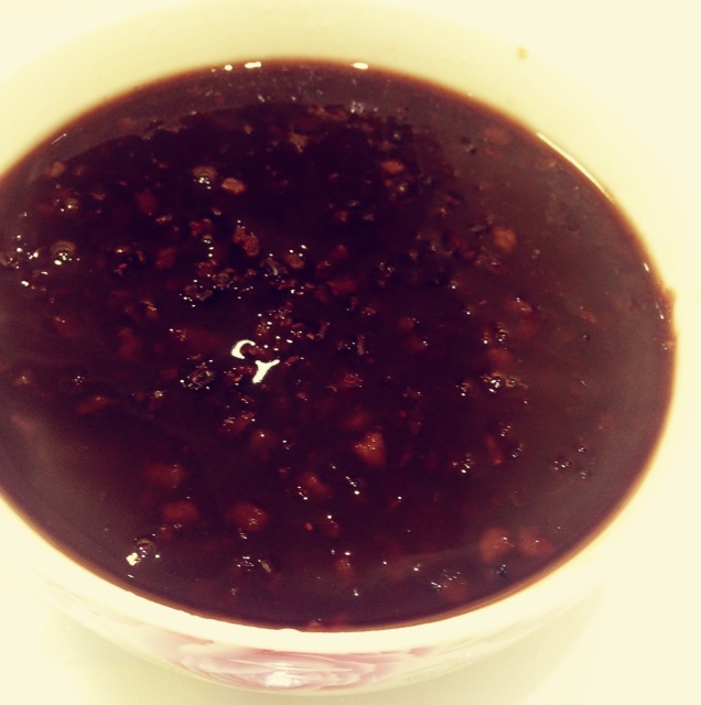 黑米薏米红枣粥