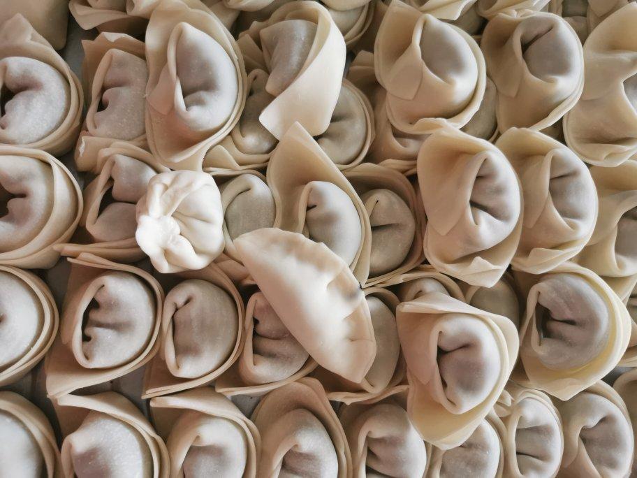 馄饨（两种包法）