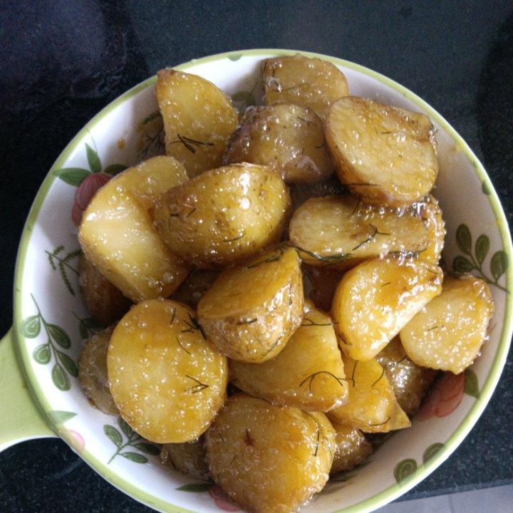 🔥巨下饭，软糯入味！比肉还好吃的红烧土豆