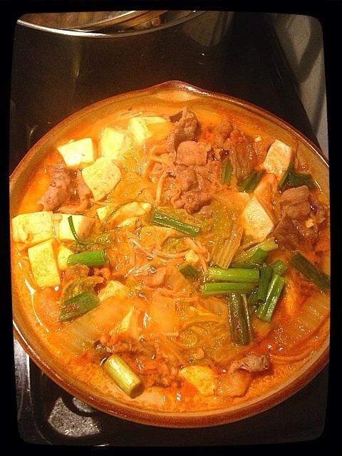 韩式肥牛豆腐煲