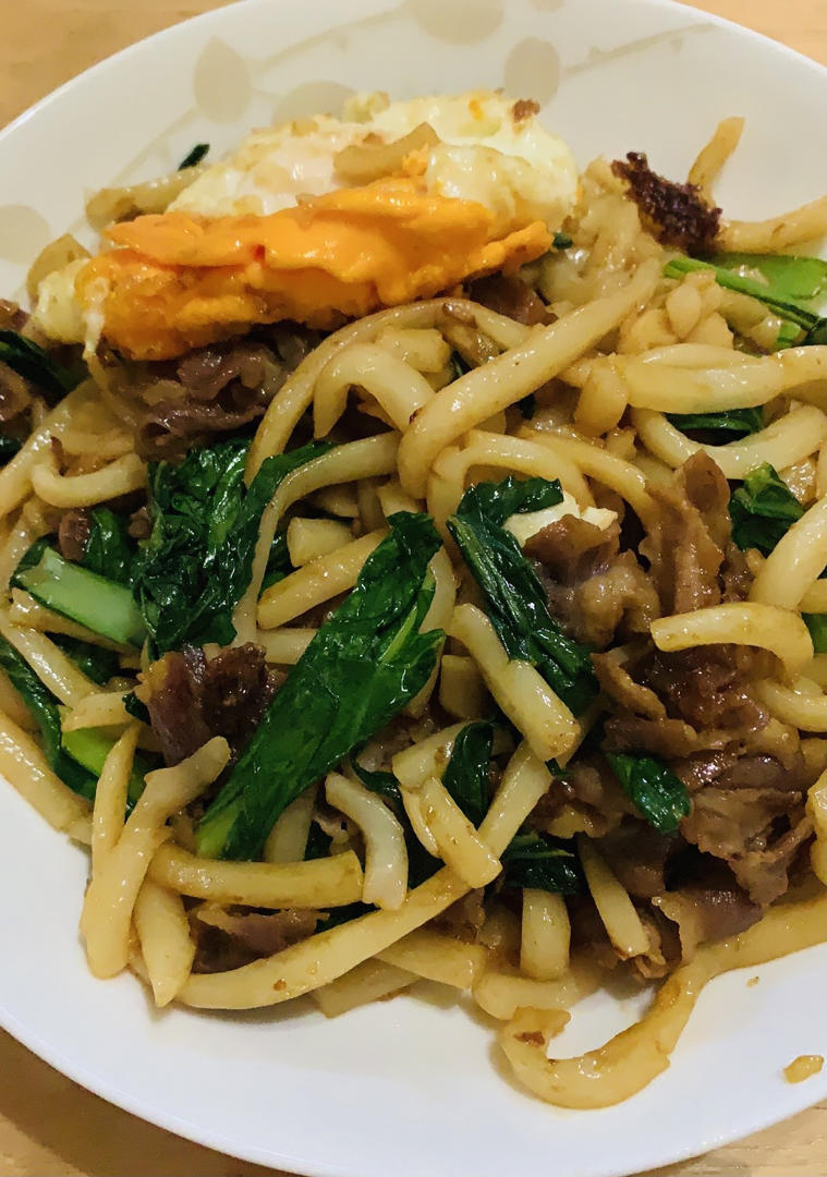 肥牛炒乌冬面